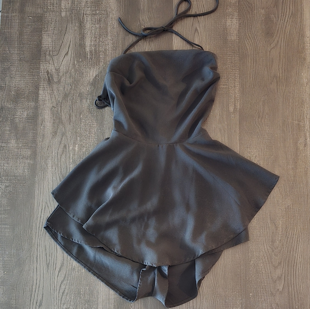 Elegant Black Akira Stappy Back Romper